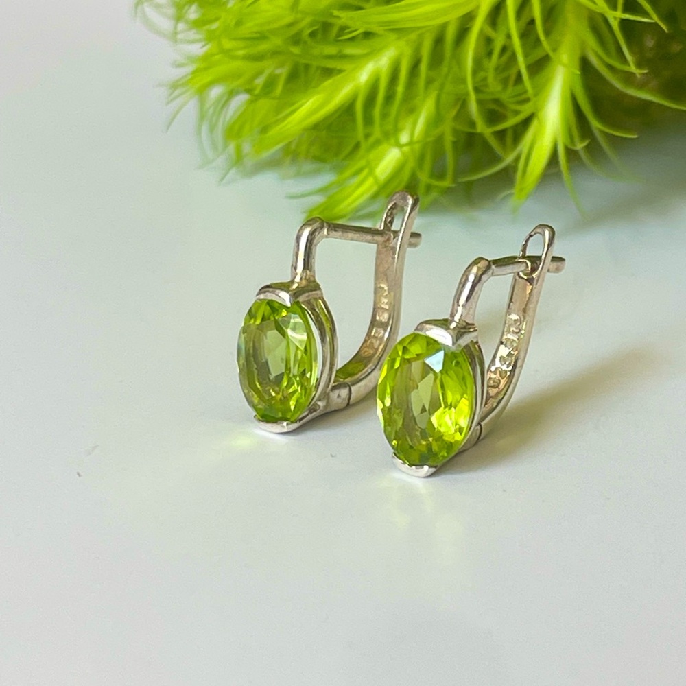 AAA+ Natural peridot every day wear huggy earrings in 925 Sterling silver(12mm)